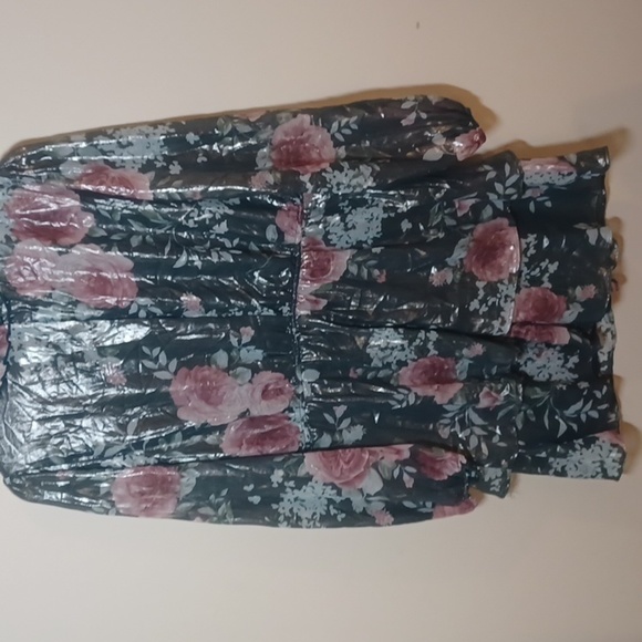 Crystal Doll Green Metallic Dress - Picture 6 of 8